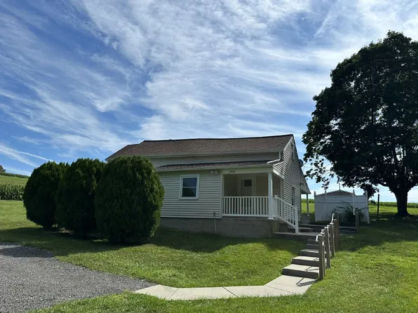 3406 Water St, Manchester, MD 21102