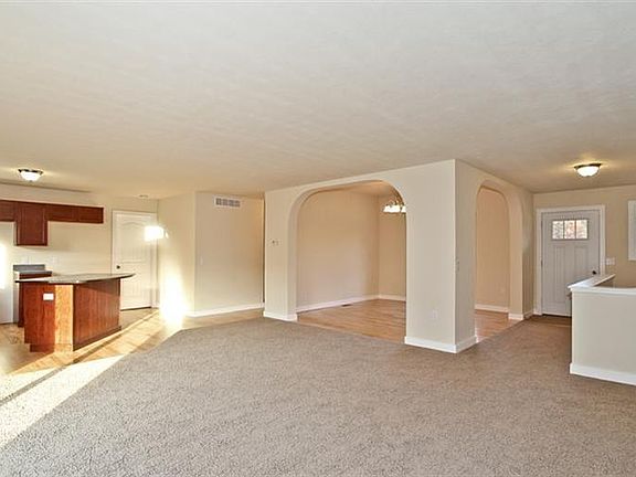 2nd image of 7447 Woodvale St