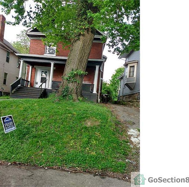 2nd image of 3340 Bonaparte Ave