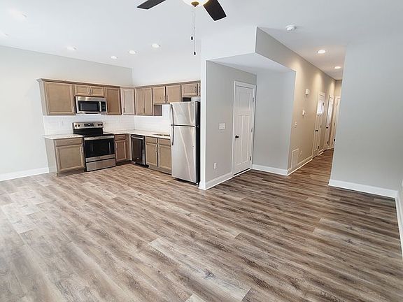 2nd image of 1217 Lockewood Dr Unit B