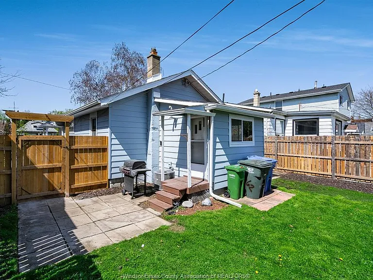 1062 Lena Ave — Photo 24