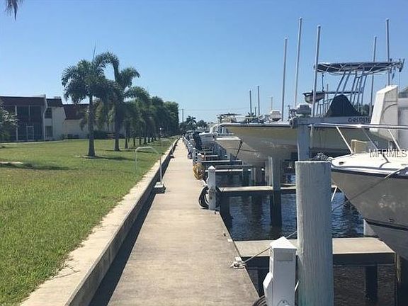 Dock included 