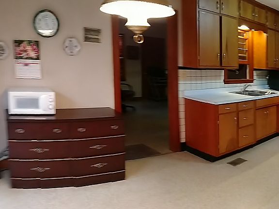 Lots of cabinet space