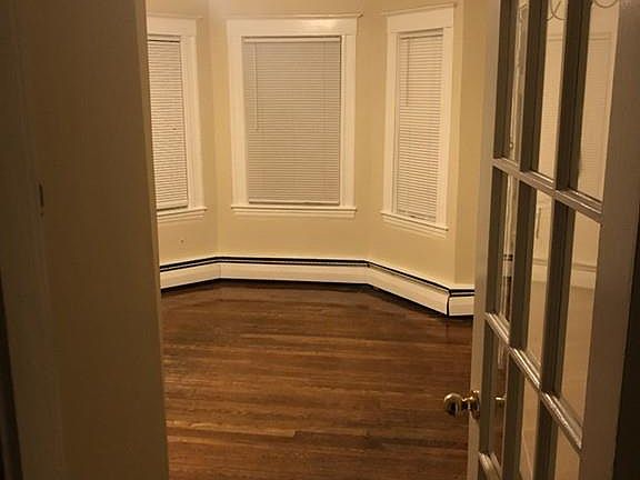 3rd image of 12 Winthrop St #2
