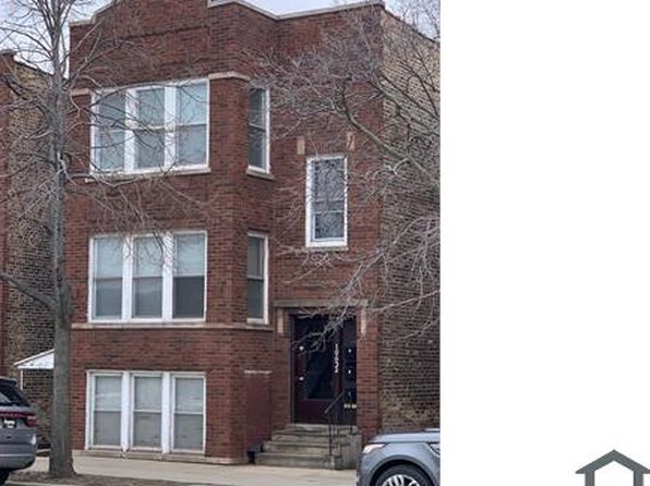 10632 S Ewing Ave