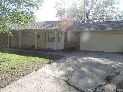 507 E Oklahoma St, Catoosa, OK, 74015