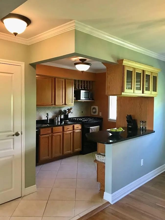 1 bed, 800 sqft, $1,900 — Photo 3