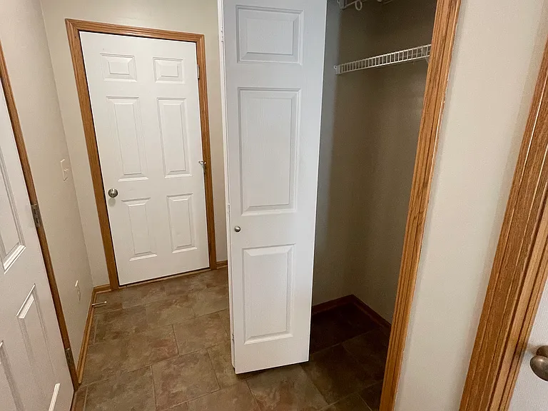 3507 McLaughlin Dr — Photo 5