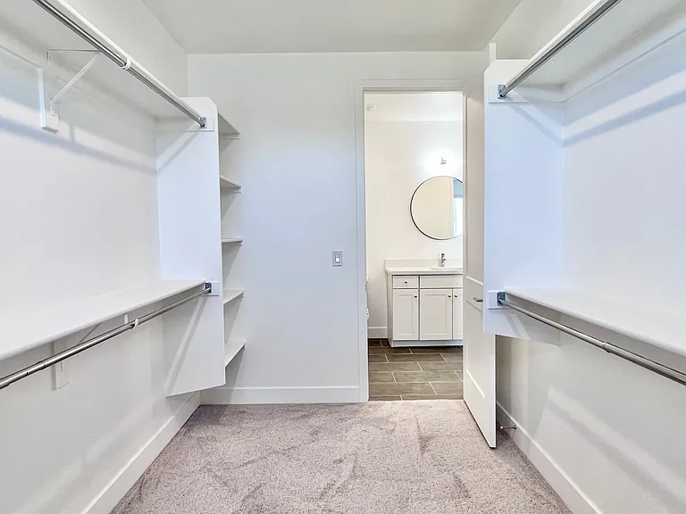 1247 E Colter St #11 — Photo 35