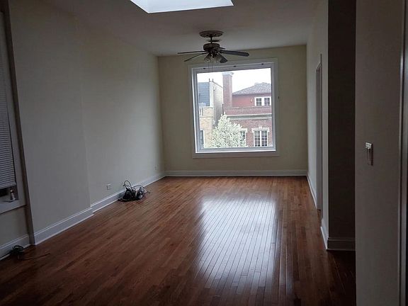 5th image of 630 W Schubert Ave APT 2