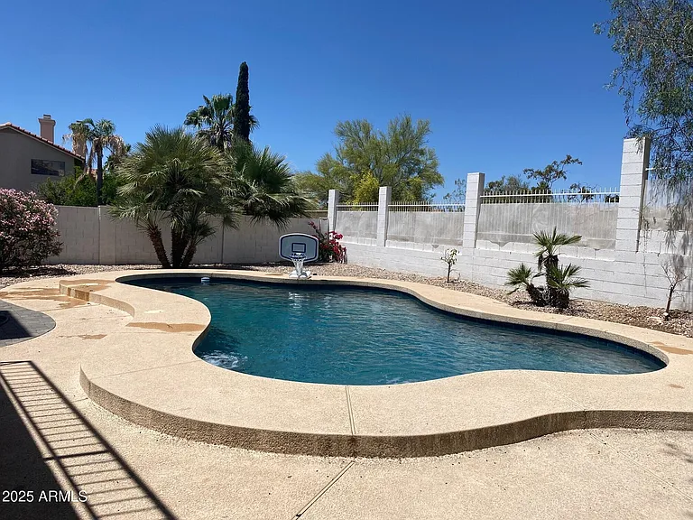 11126 N 129th Way — Photo 35