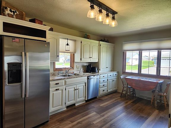 2nd image of 62 Heritage Ct