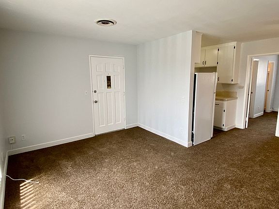 4th image of 798 McClure St APT 12