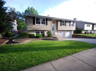 5245 Crescent Green Ln, Oak Forest, IL