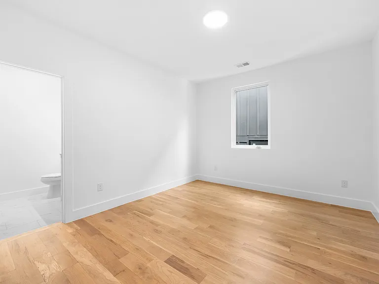 1005 Glenview Dr — Photo 29