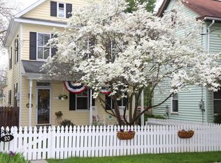 20 S Spruce St, Lititz, PA 17543