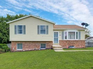3116 Grandview Rd, Hanover, PA 17331