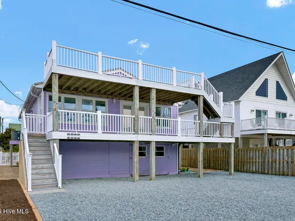 1207 N Topsail Drive, Surf City, NC 28445