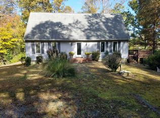 673 Steamboat Ln, Heathsville, VA 22473