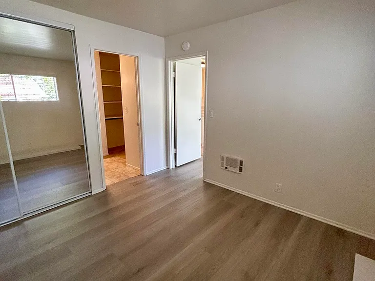 1423 Park Pl #19 — Photo 7
