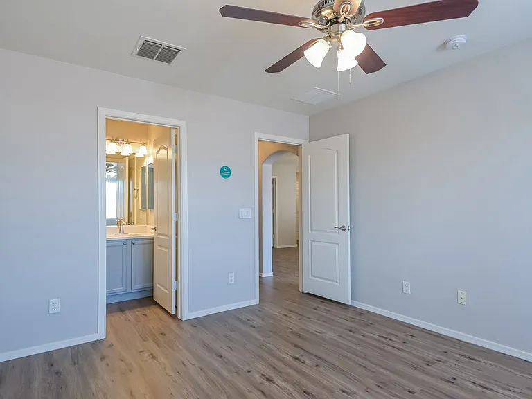 18461 S Copper Point Dr — Photo 8
