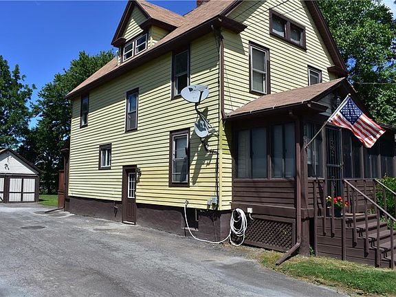 4th image of 1106 West Ave