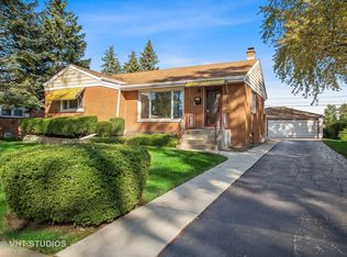 630 Van Buren Ave, Des Plaines, IL 60018