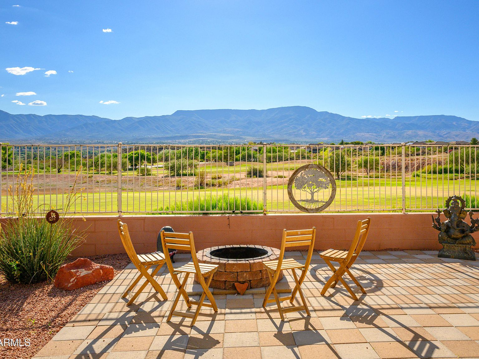 520 S Camino De Encanto