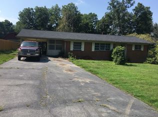 2005 Chestnut Street Ext, High Point, NC 27262