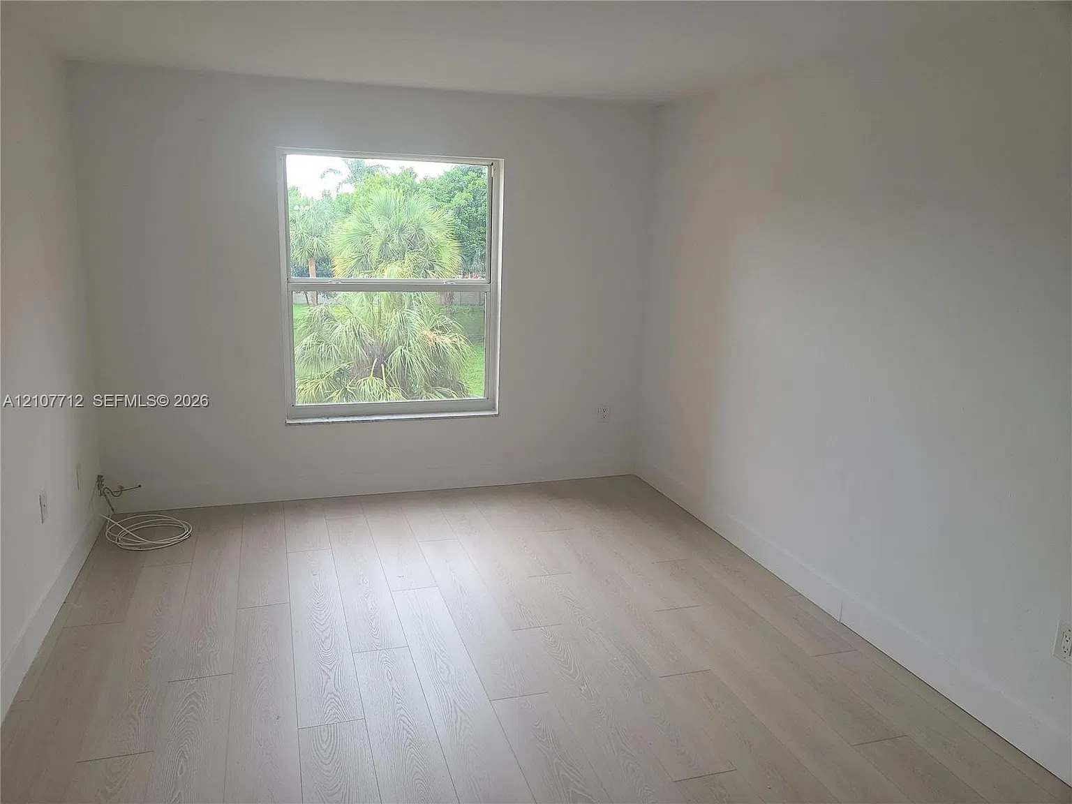 Castillian Club Condo — Photo 4
