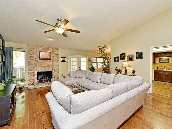 2nd image of 9411 Singing Quail Dr