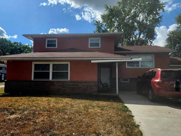 389 Goshen Ln, Columbus, OH 43230
