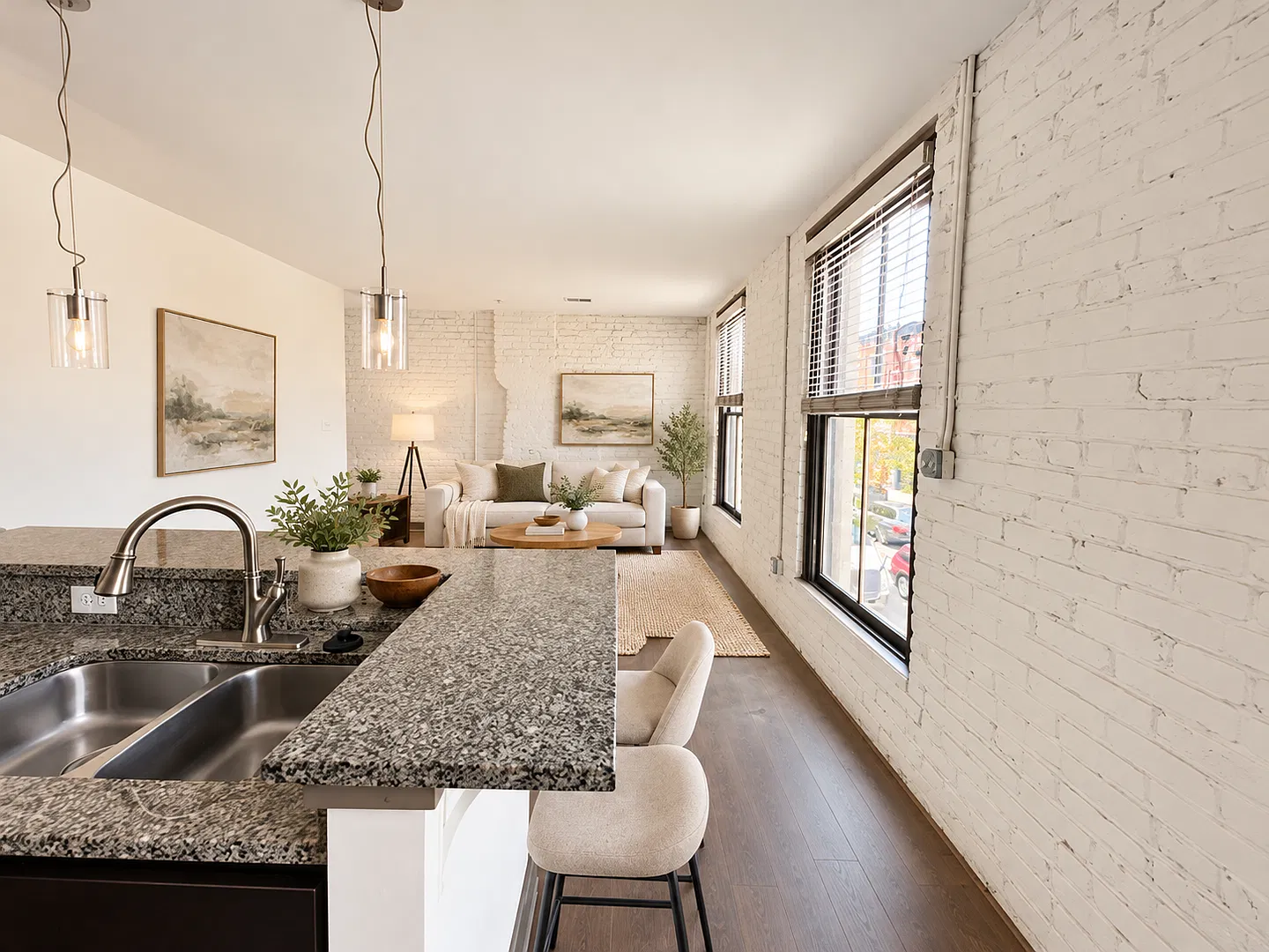 1100 Hull Street Apartments — Photo 4