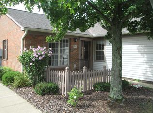 3537 Chesapeake Dr, Zanesville, OH 43701