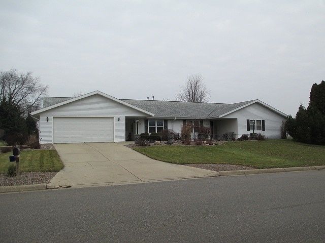 1st image of 4135 Park View Dr