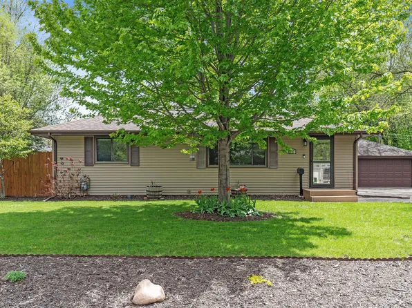 8315 12th Ave S, Bloomington, MN 55425