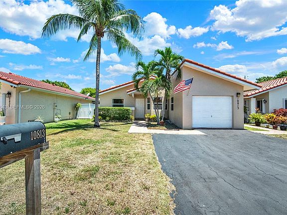 2nd image of 10813 SW 158th Ln
