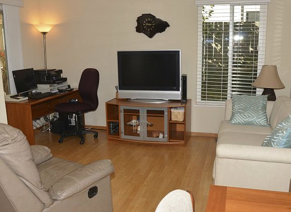 4th image of 3775 Red Oak Way