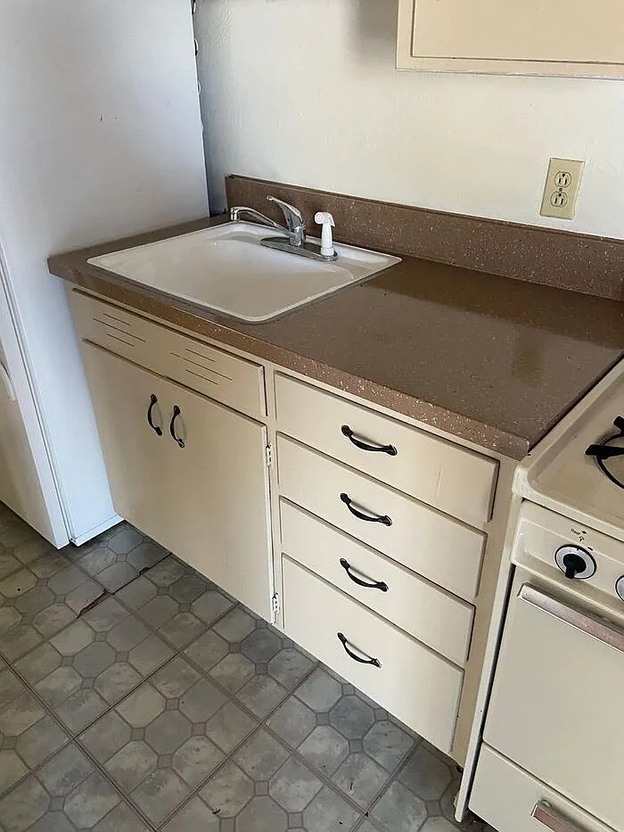1 bed, 1.0 bath, 600 sqft, $725 — Photo 3