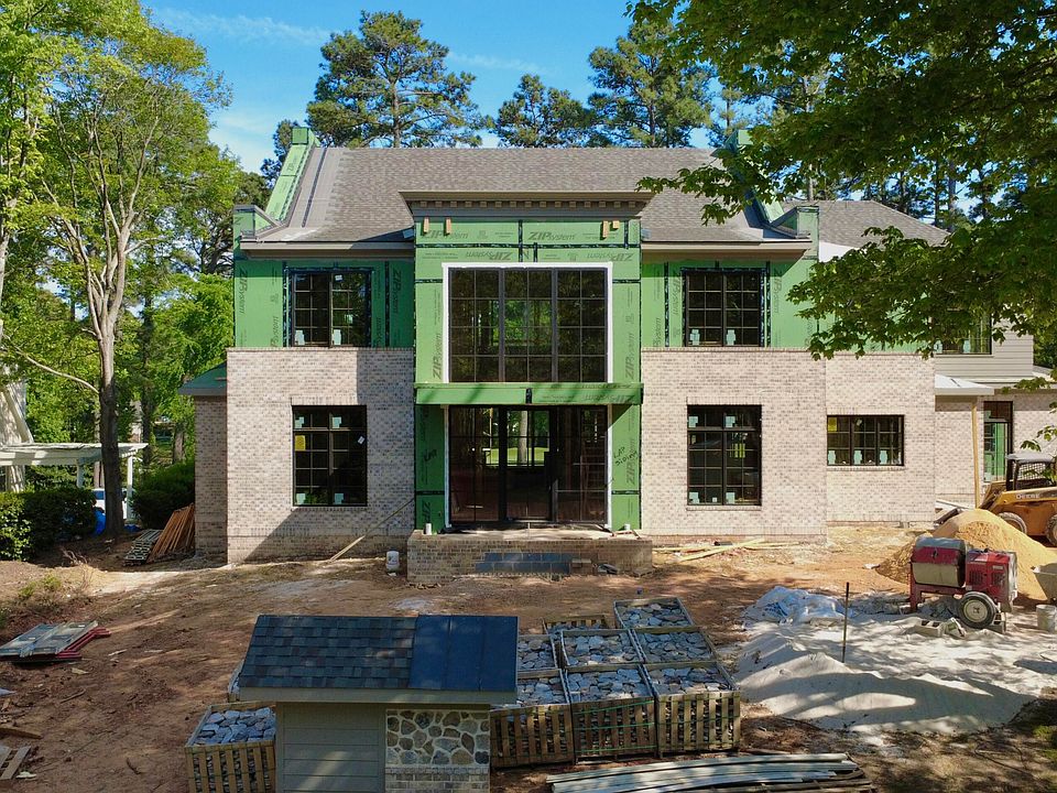 1st image of 7136 N Ridge Dr