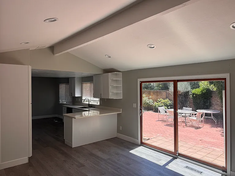 925 San Simeon Dr — Photo 6