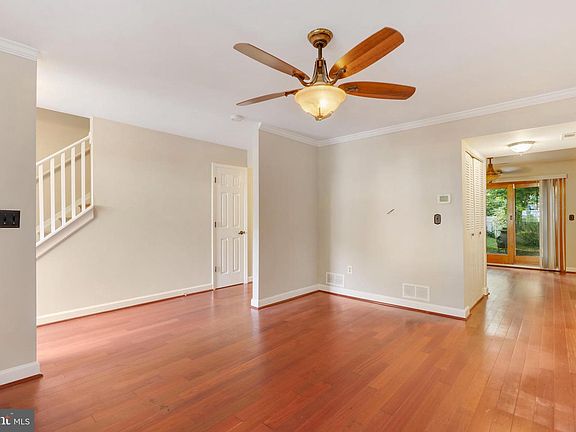 4th image of 1427 Millwood Ct