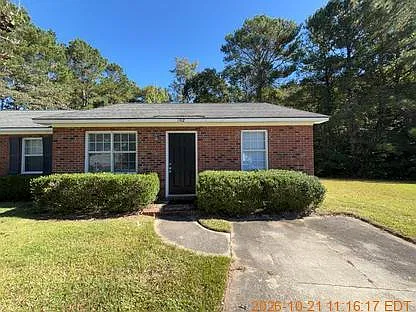 102 Easy St