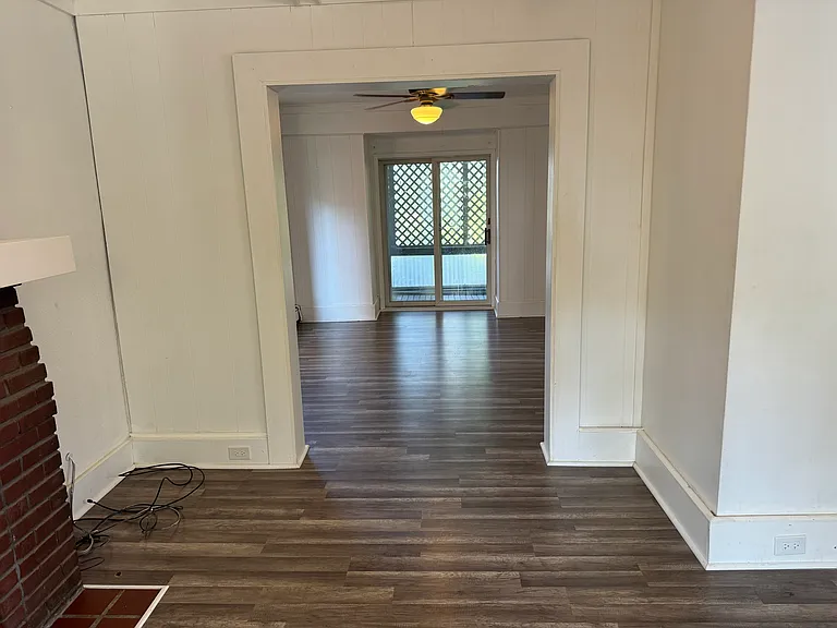 221 Ridgewood Ave — Photo 12
