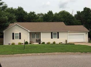 300 Fairview Dr, Mayfield, KY 42066