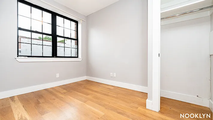 Rented by Nooklyn NYC LLC | media 52