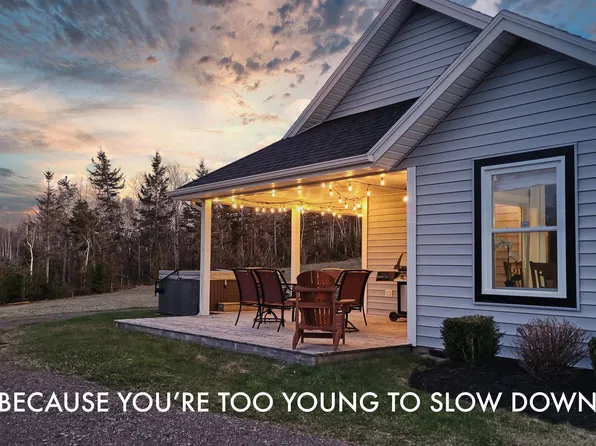 222 Schoolhouse Ln #2, Grenville Parish, PE C0A 1E0