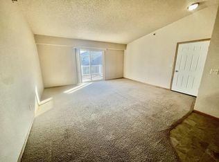 4020 McKenzie Dr SE, Mandan, ND 58554