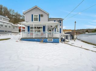 11 Honey Pot St, Nanticoke, PA 18634