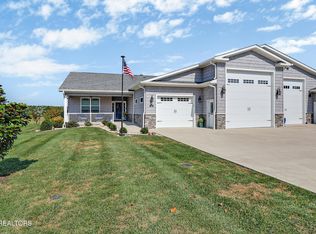 439 Holly Tree Dr, Crossville, TN 38555
